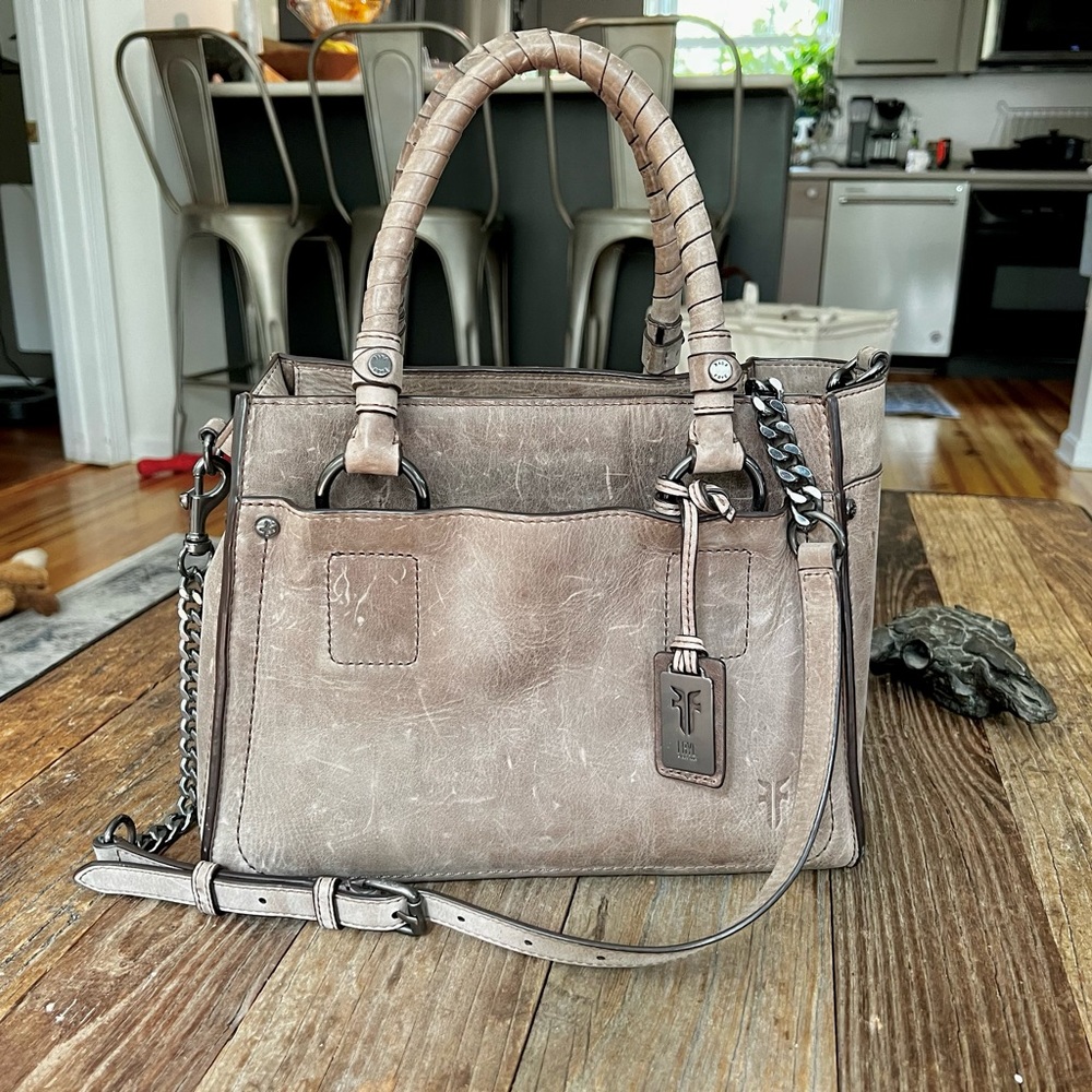 COPY - Frye Large Demi Satchel grey/taupe